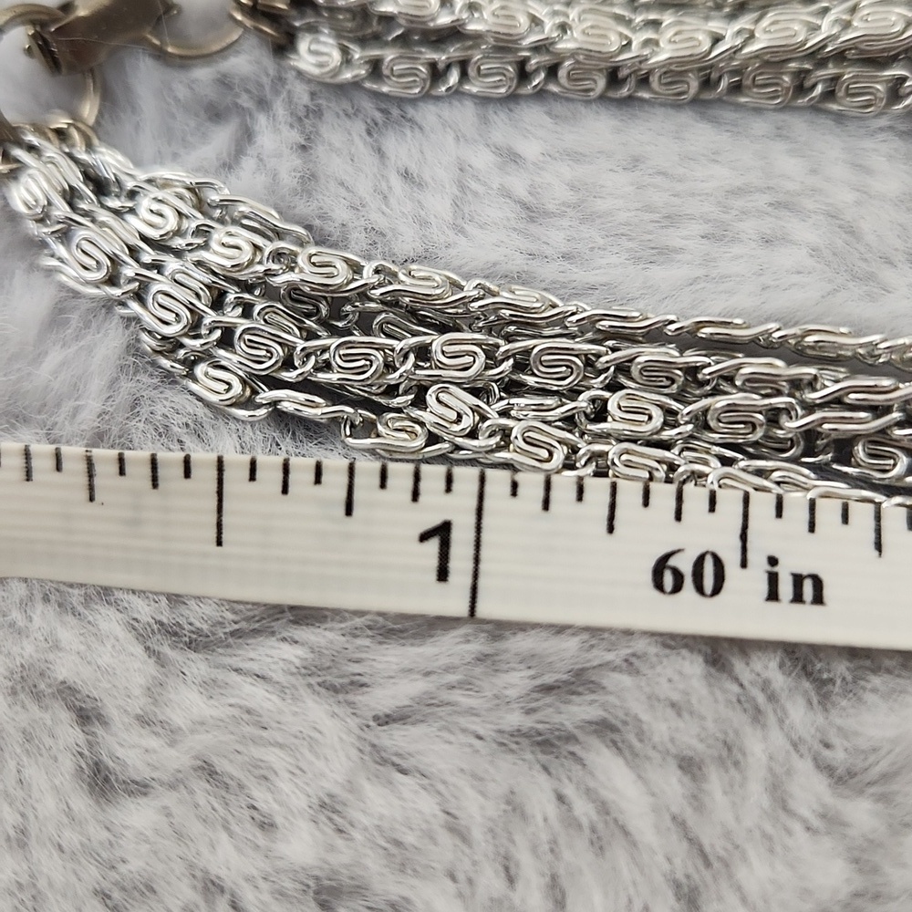 Sarah Coventry multichained necklace - Picture 5 of 5